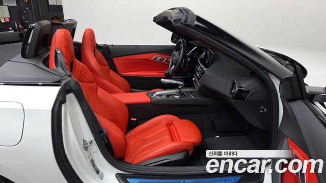 BMW Z4 2024 — photo 16