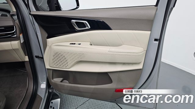 Kia Canival 2025 — photo 15