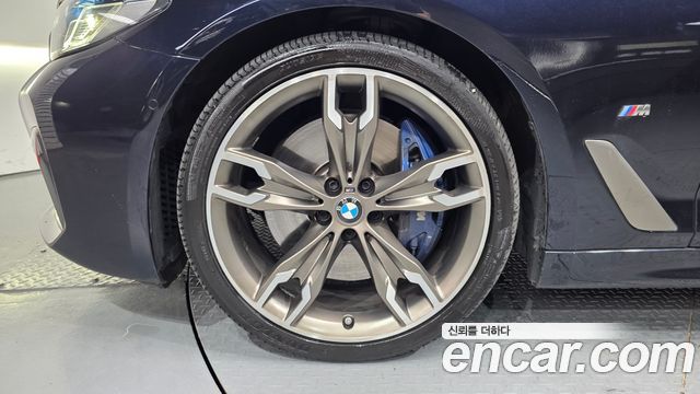 BMW 5-Series 2021 — photo 5