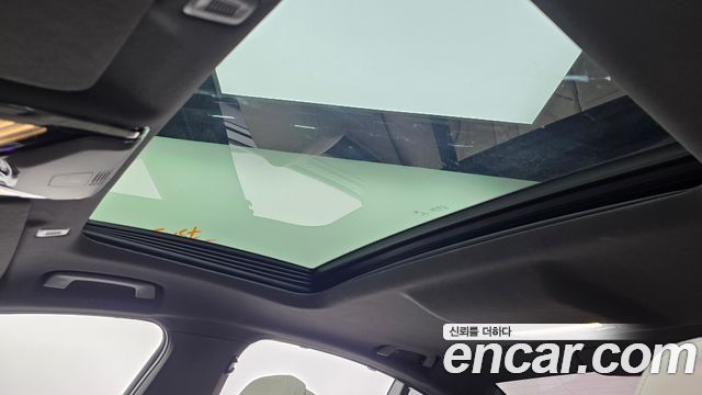 BMW 5-Series 2021 — photo 24