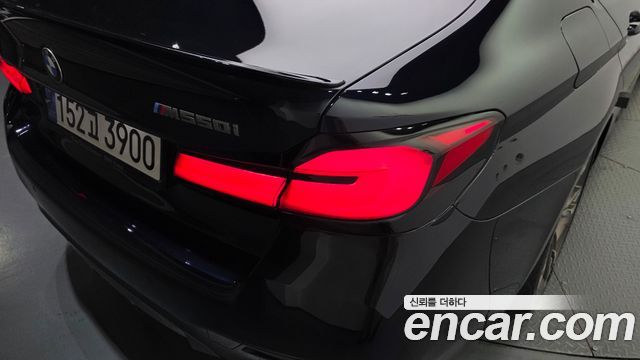 BMW 5-Series 2021 — photo 9