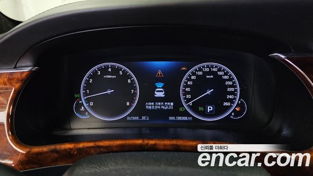 Hyundai Equus 2013 — photo 8
