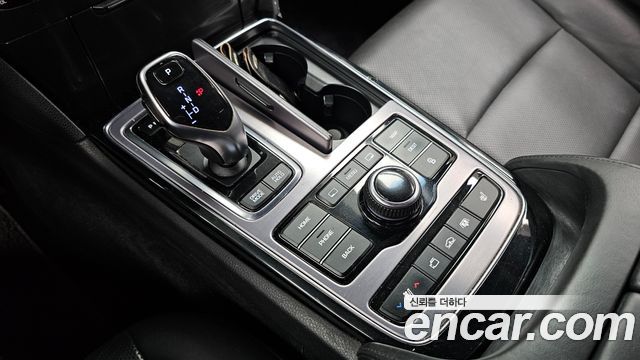 Hyundai Equus 2013 — photo 9