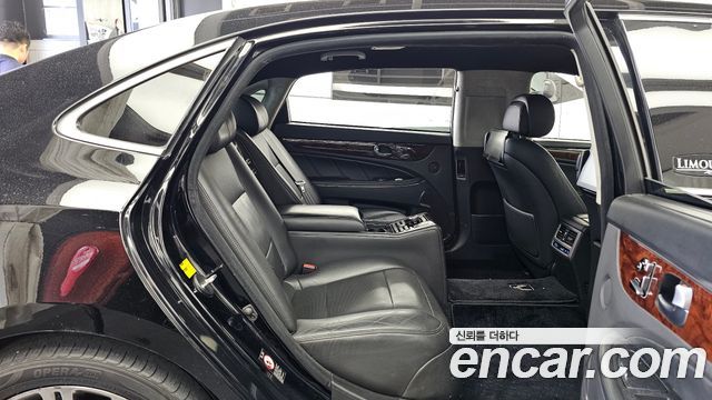 Hyundai Equus 2013 — photo 12