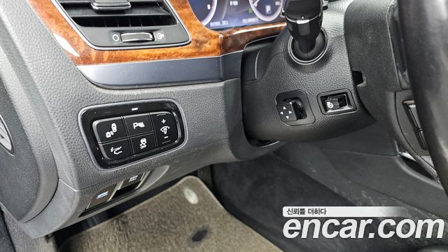 Hyundai Equus 2013 — photo 16
