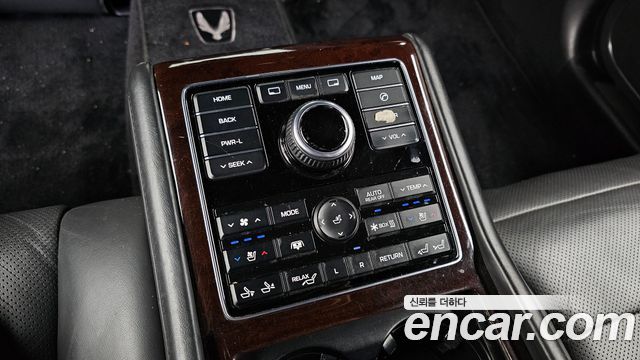 Hyundai Equus 2013 — photo 19