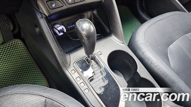 Hyundai Tucson 2011 — photo 9