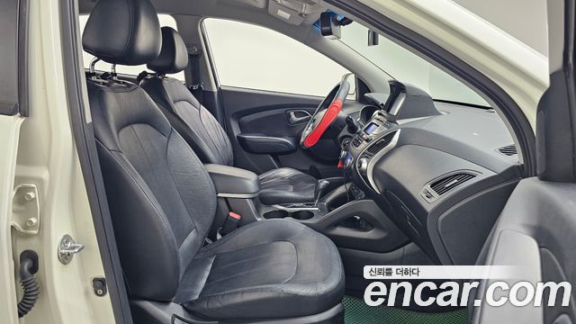Hyundai Tucson 2011 — photo 11