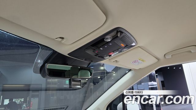 Kia Canival 2023 — photo 20