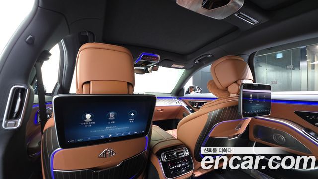 Mercedes-Benz S-Class 2023 — photo 19