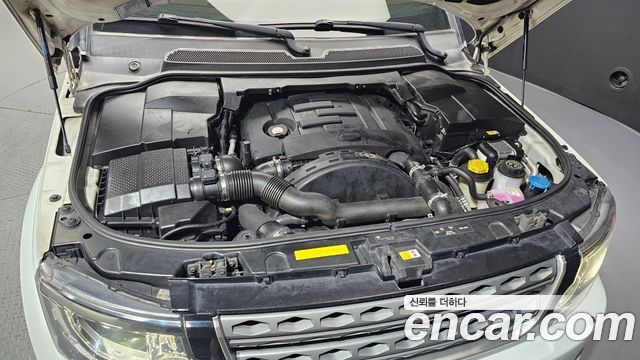 Land Rover Discovery 2016 — photo 6