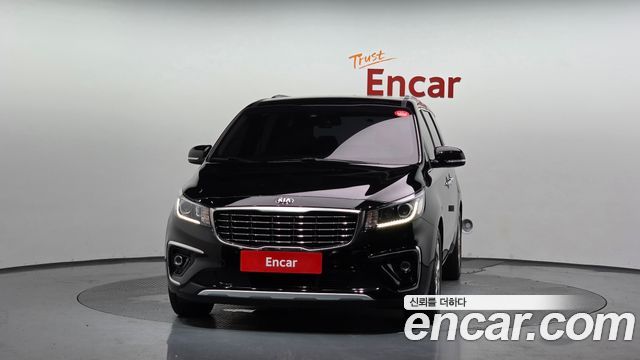 Kia Canival 2019 — photo 3