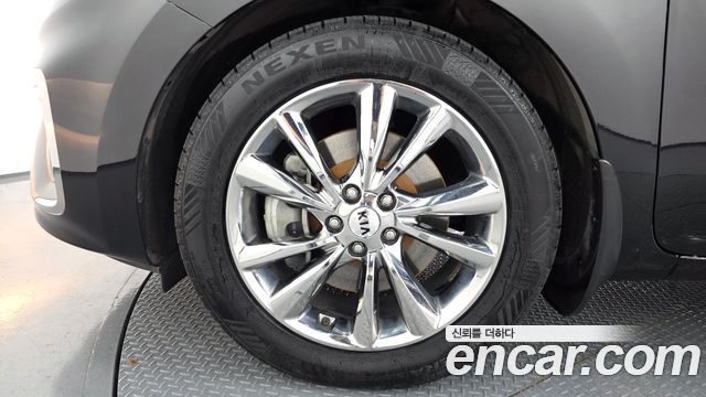 Kia Canival 2019 — photo 5