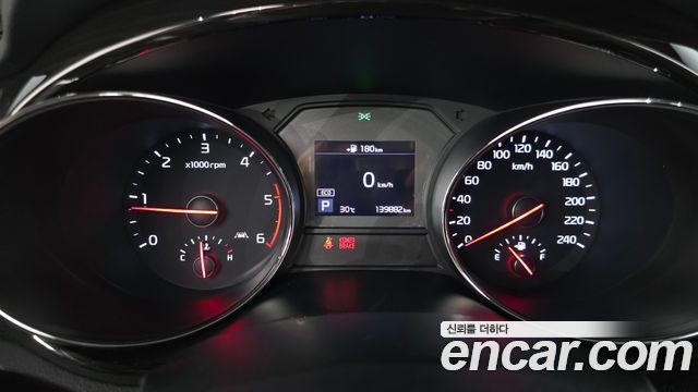 Kia Canival 2019 — photo 11
