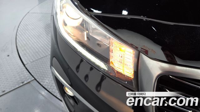 Kia Canival 2019 — photo 8