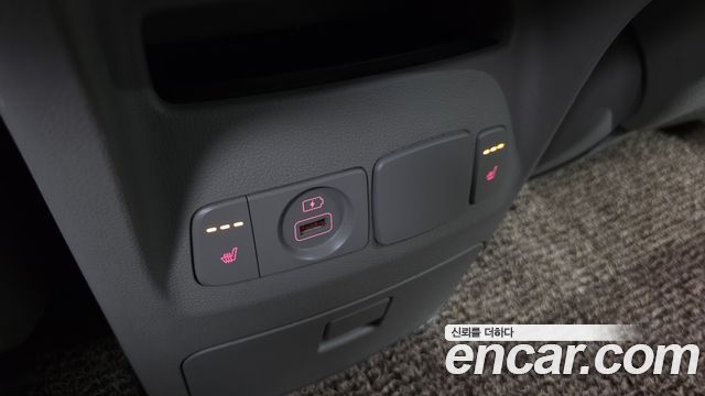 Kia Canival 2019 — photo 28