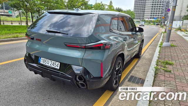 BMW XM 2026 — photo 2