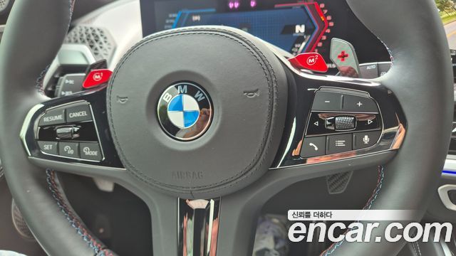 BMW XM 2026 — photo 11