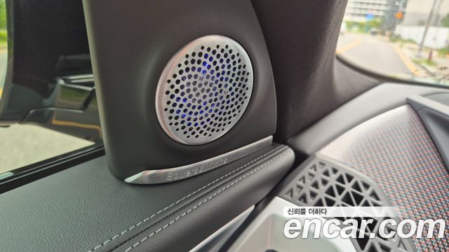 BMW XM 2026 — photo 13