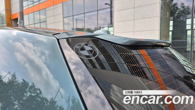 BMW XM 2026 — photo 19