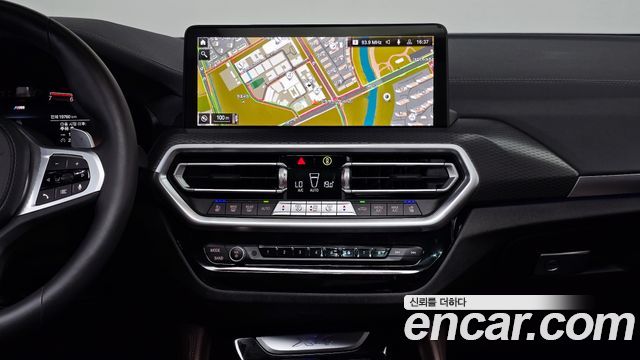 BMW X4 2025 — photo 18