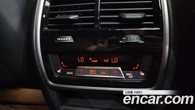 BMW X6 2025 — photo 32