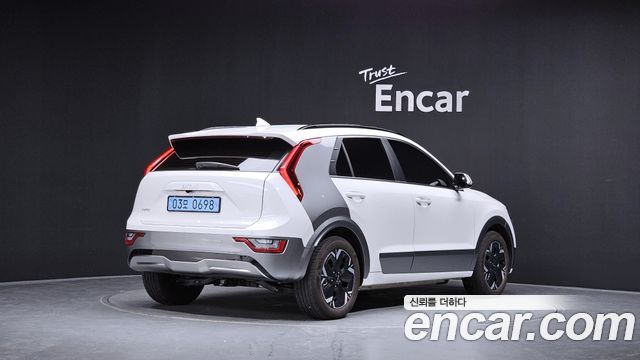 Kia Niro 2025 — photo 2