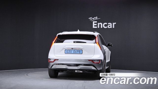 Kia Niro 2025 — photo 4