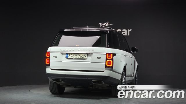Land Rover Range Rover 2022 — photo 4