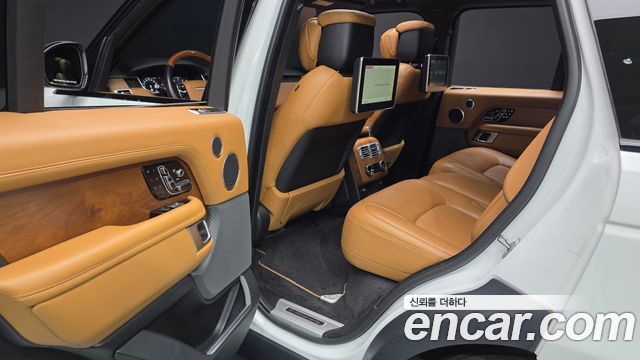 Land Rover Range Rover 2022 — photo 19