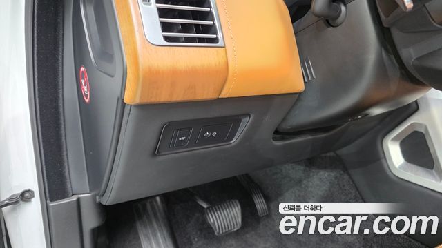 Land Rover Range Rover 2022 — photo 29