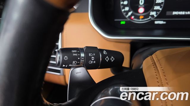 Land Rover Range Rover 2022 — photo 30