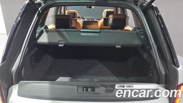 Land Rover Range Rover 2022 — photo 38