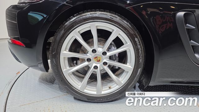 Porsche 718 2018 — photo 7