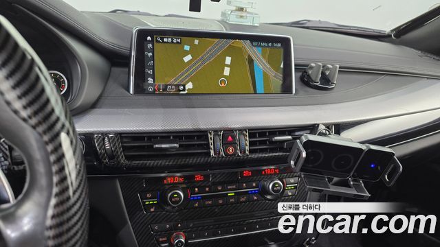 BMW X6 2018 — photo 12