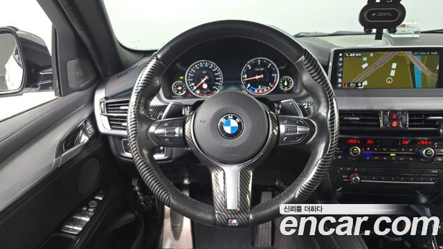 BMW X6 2018 — photo 13