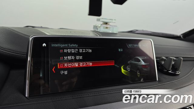 BMW X6 2018 — photo 15