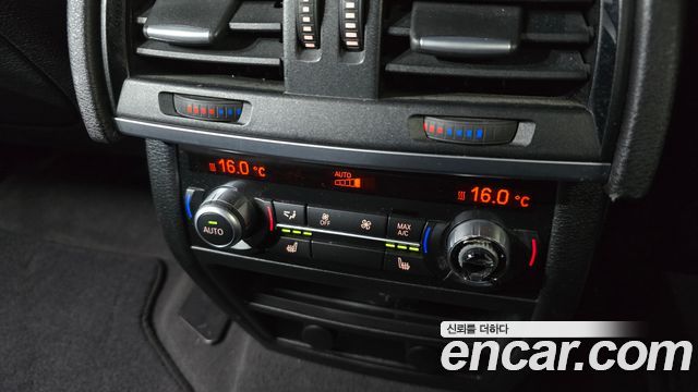 BMW X6 2018 — photo 16