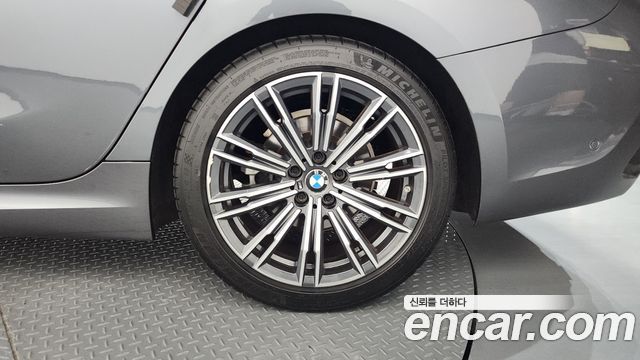 BMW 3-Series 2022 — photo 7