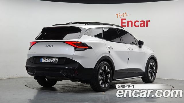 Kia Sportage 2023 — photo 2