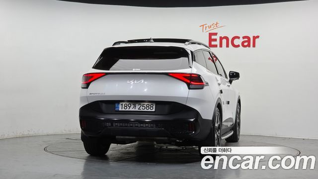 Kia Sportage 2023 — photo 4