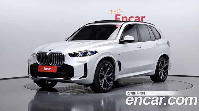 BMW X5 2025 — photo 1