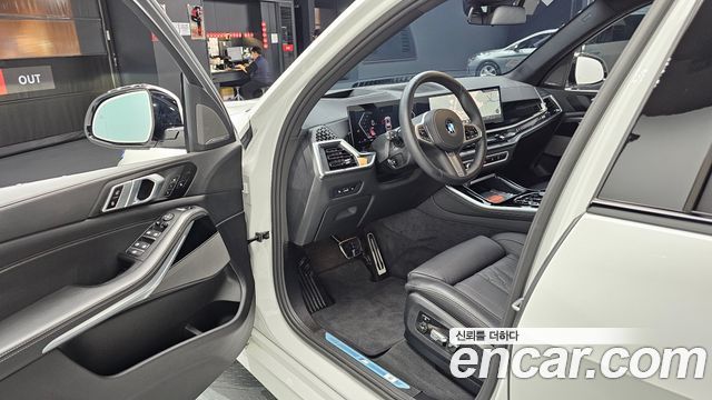 BMW X5 2025 — photo 13