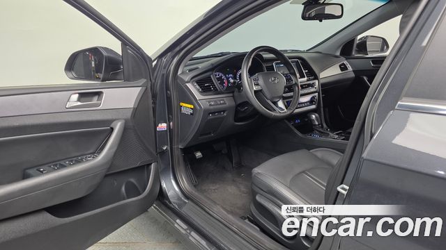 Hyundai Sonata 2019 — photo 10