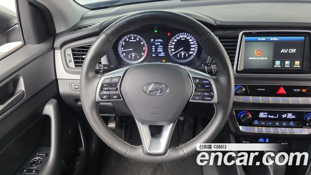 Hyundai Sonata 2019 — photo 13