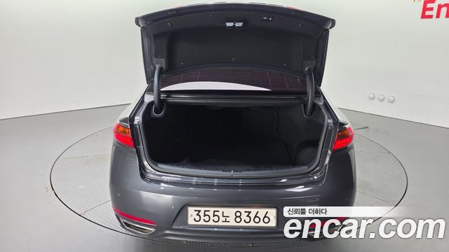 Kia K7 2018 — photo 18