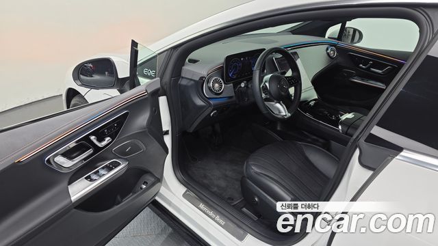 Mercedes-Benz EQE 2024 — photo 13