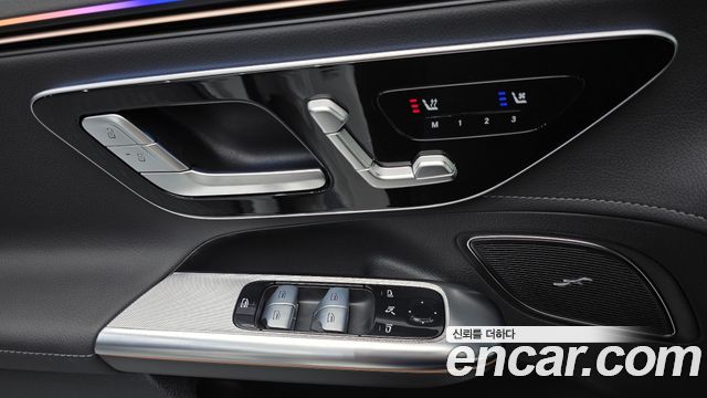 Mercedes-Benz EQE 2024 — photo 28