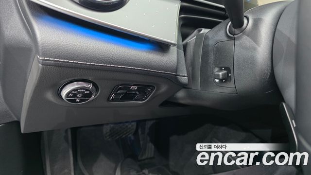 Mercedes-Benz EQE 2024 — photo 30