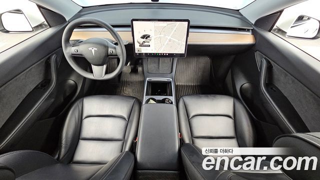 Tesla Model Y 2021 — photo 10